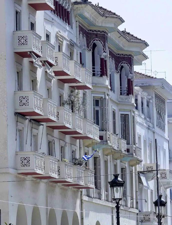 4 Travelers Apartment Tesalonika Bagian luar foto